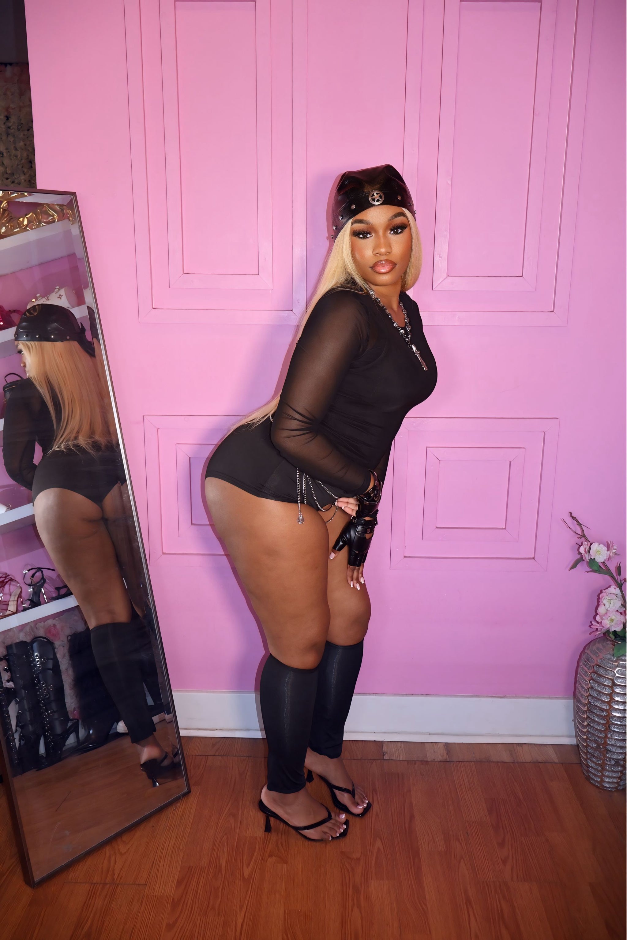 On Display Set (Black)