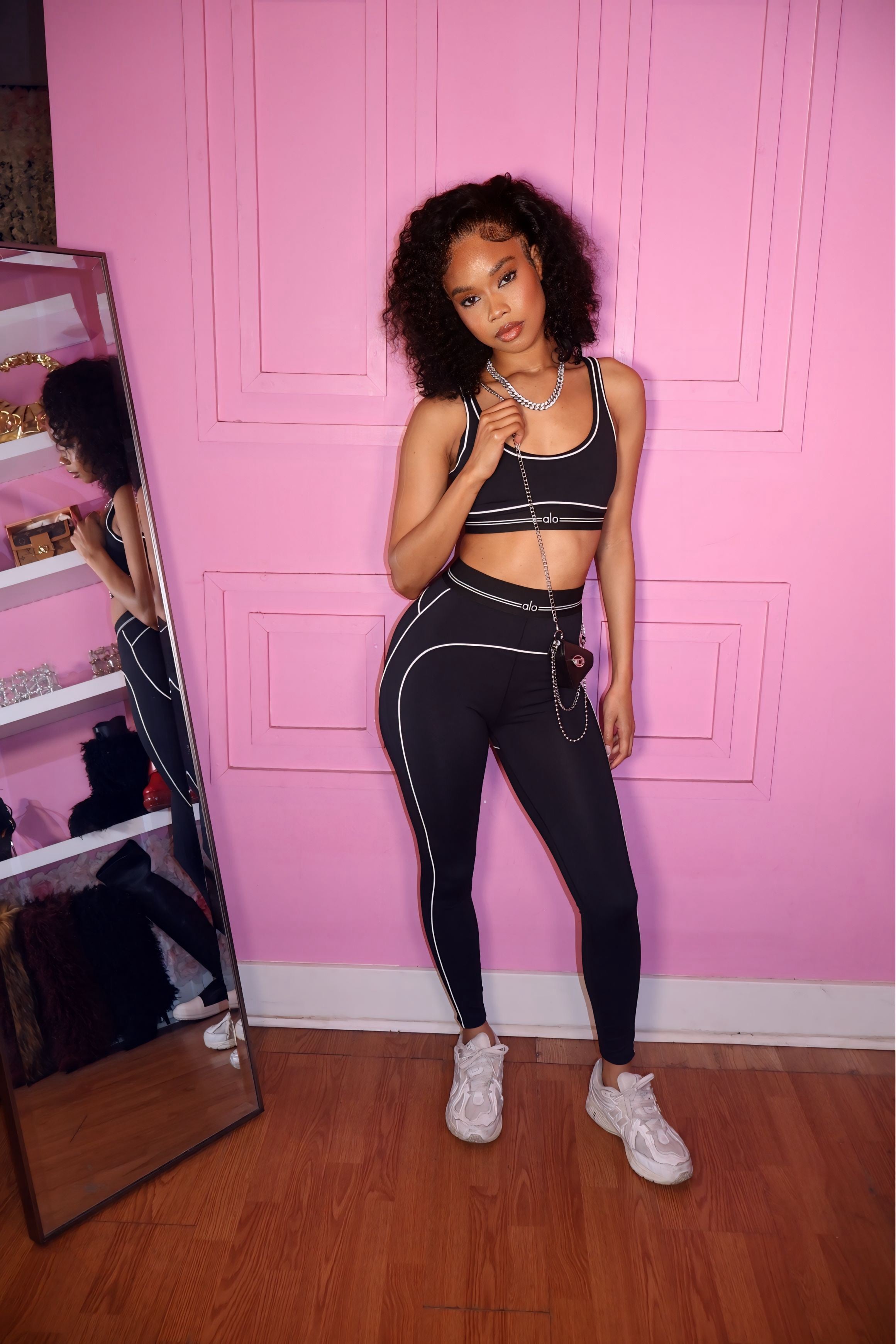 Lo Active Set (Black)