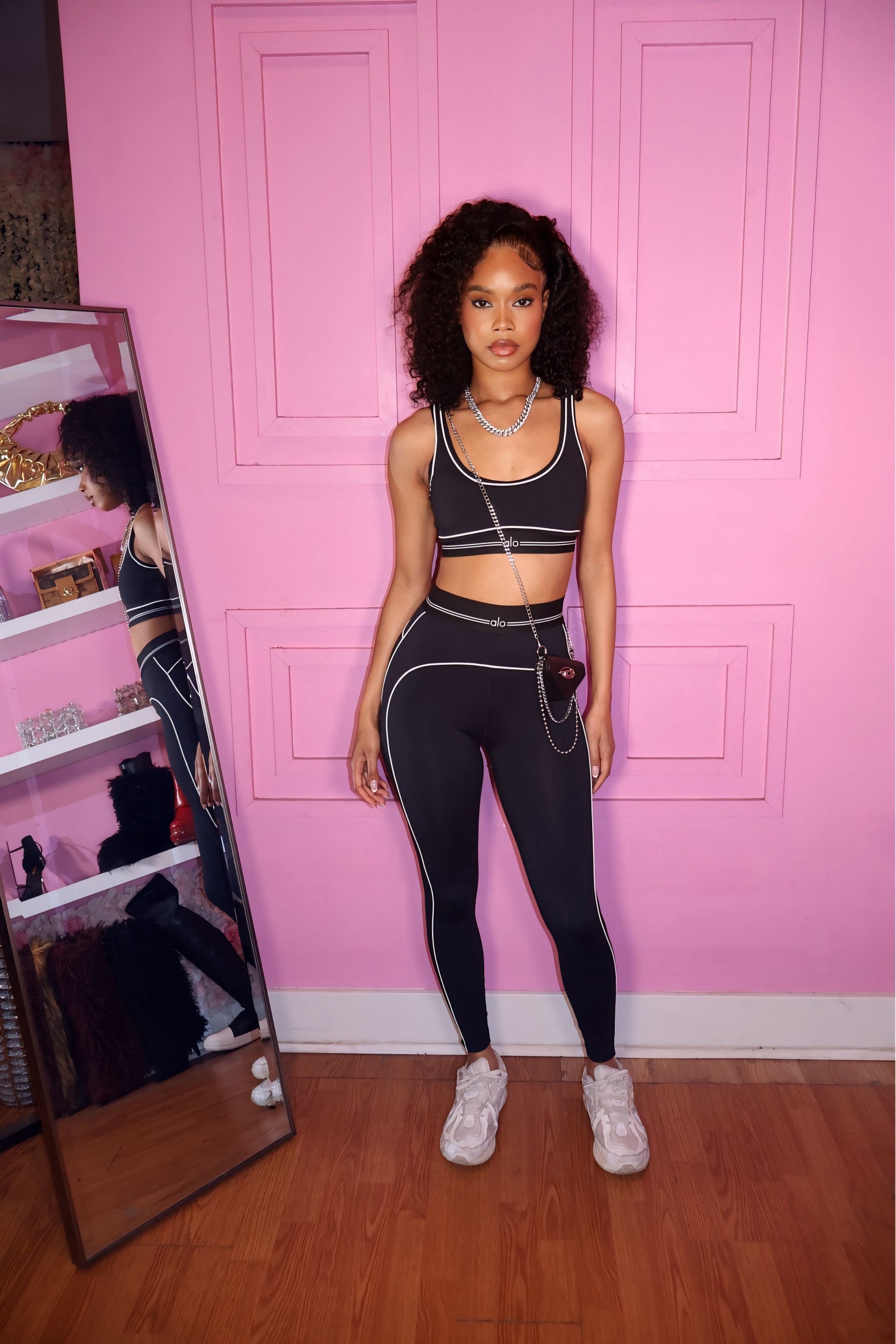 Lo Active Set (Black)