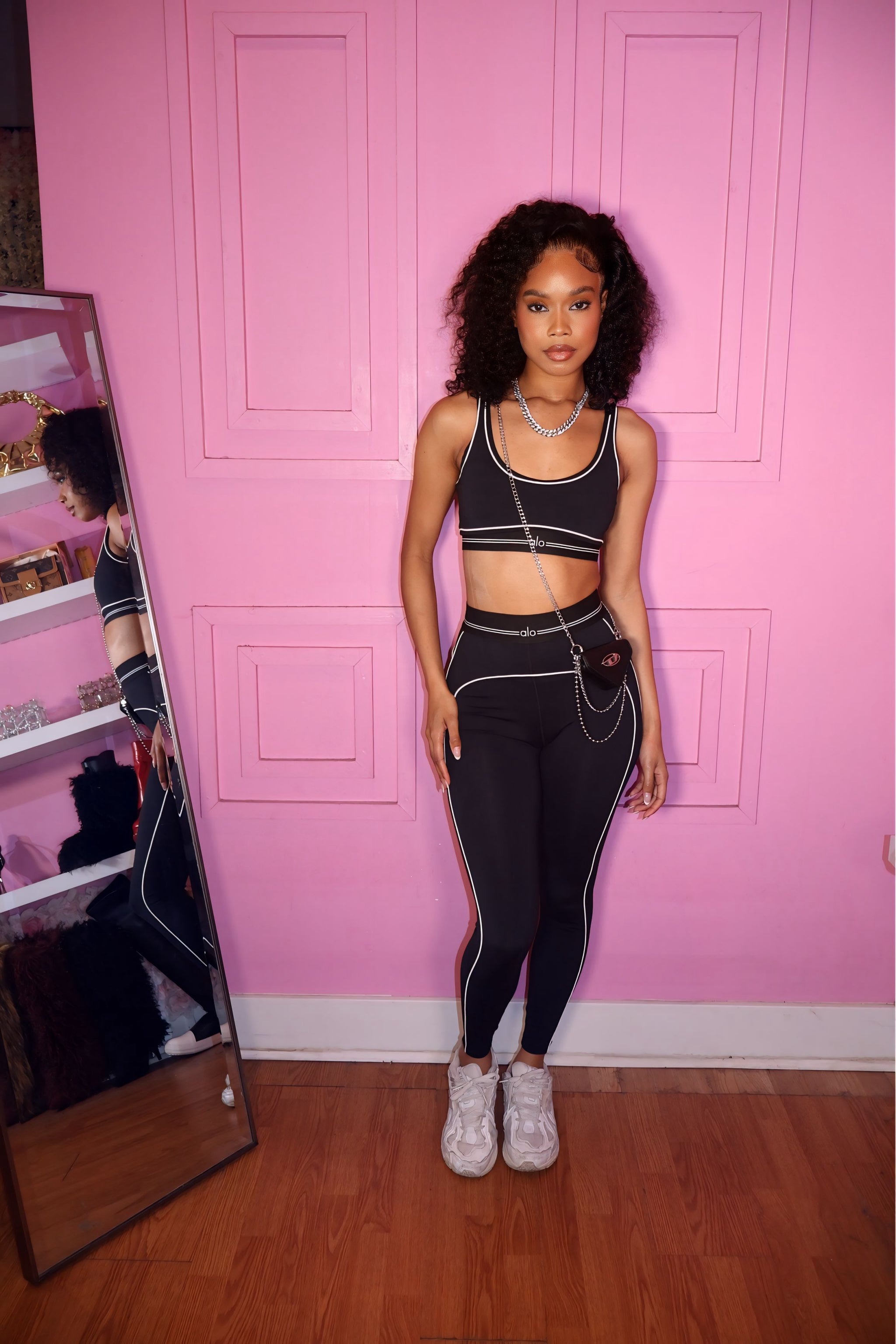 Lo Active Set (Black)