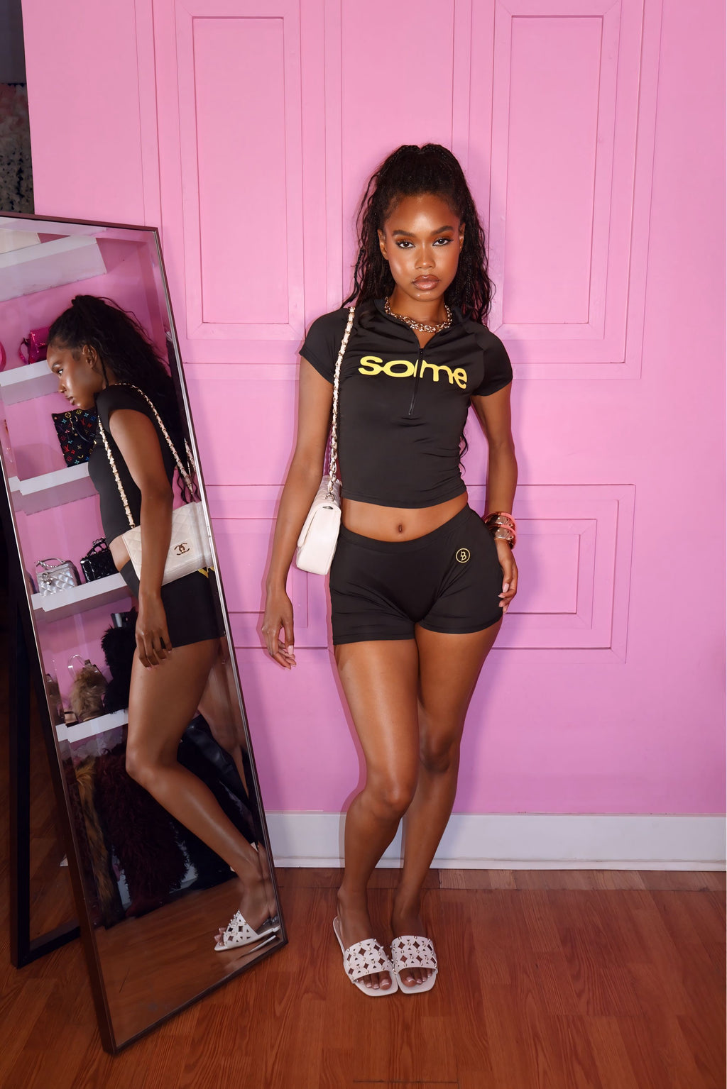Somebody Set (Black)