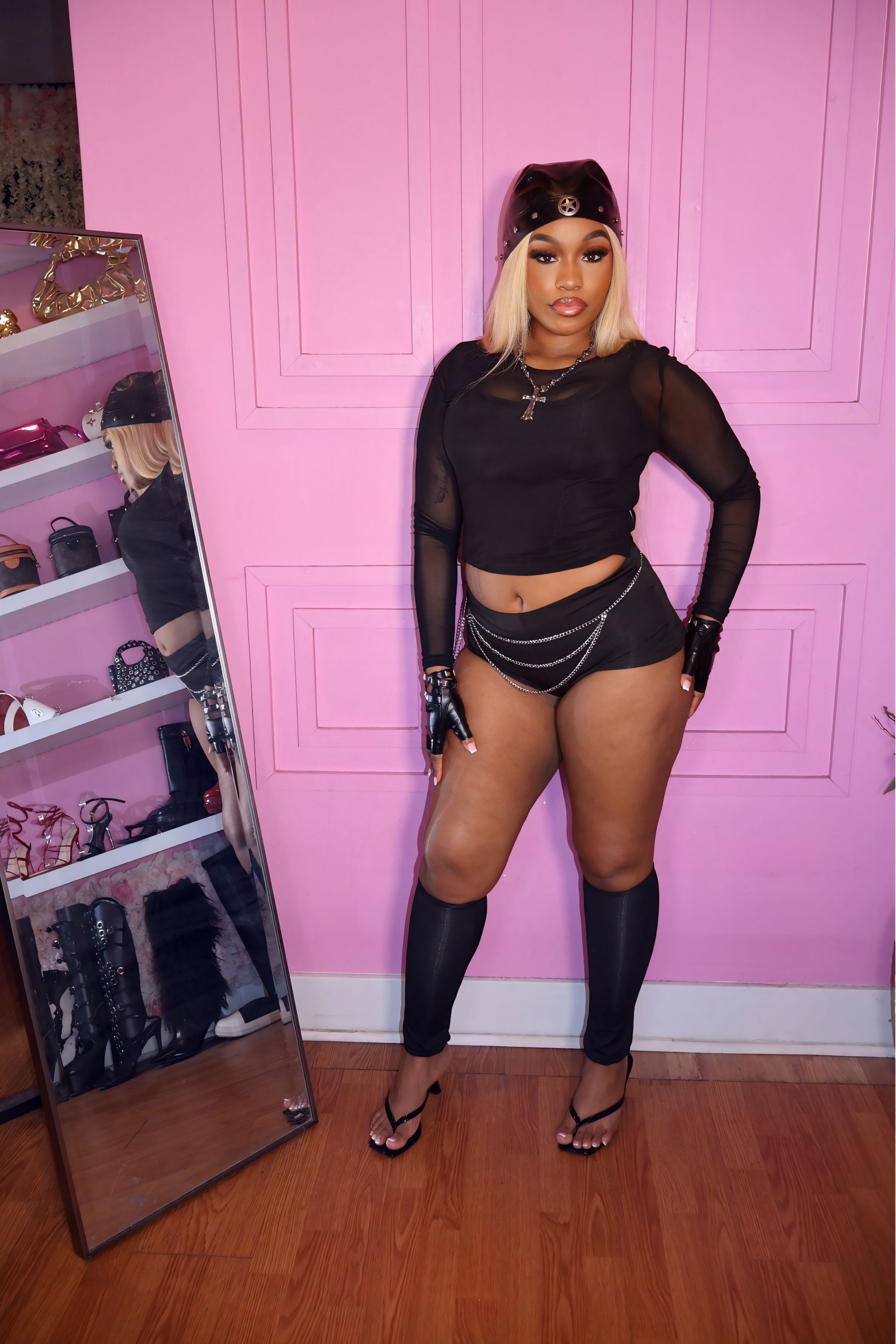 On Display Set (Black)