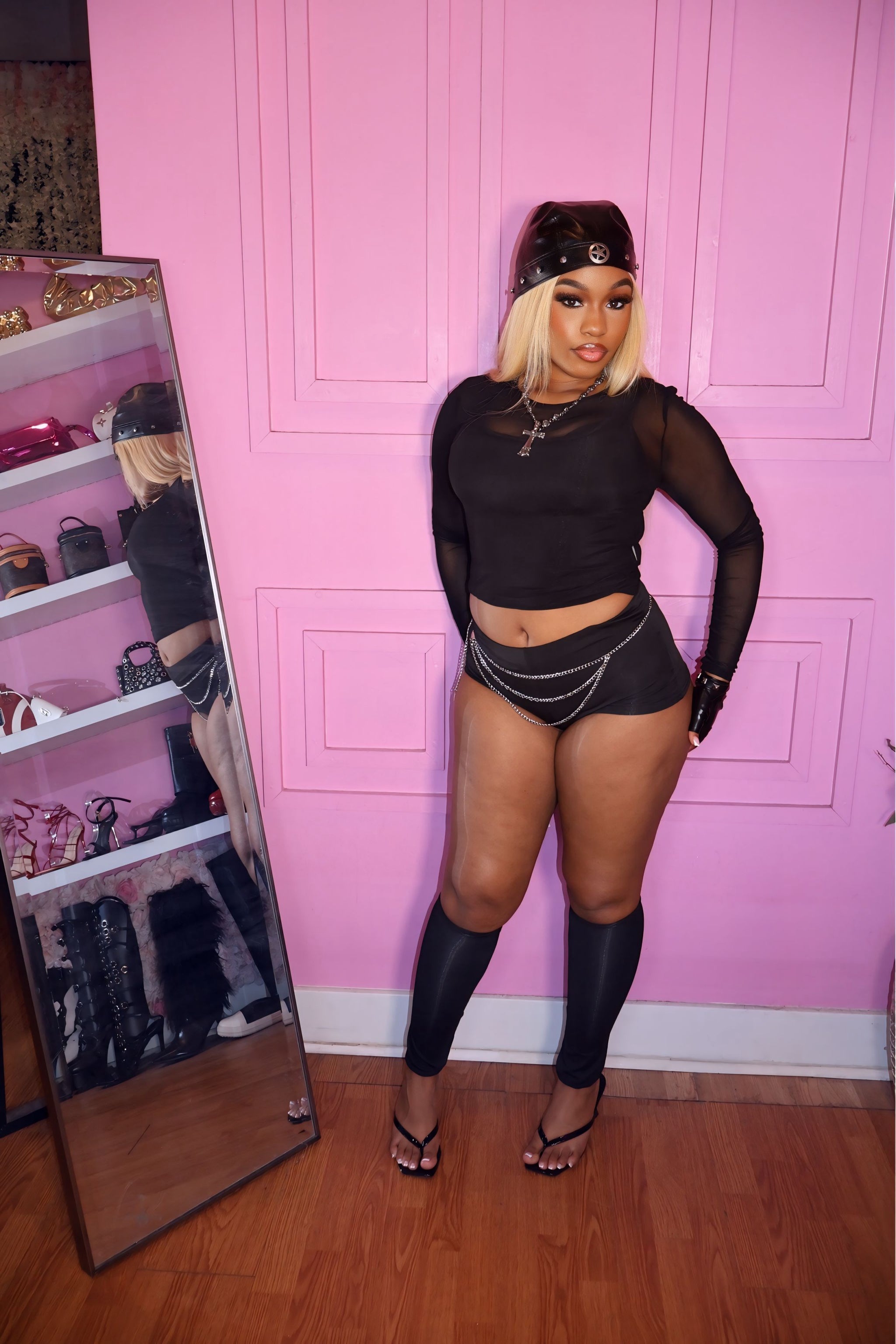 On Display Set (Black)