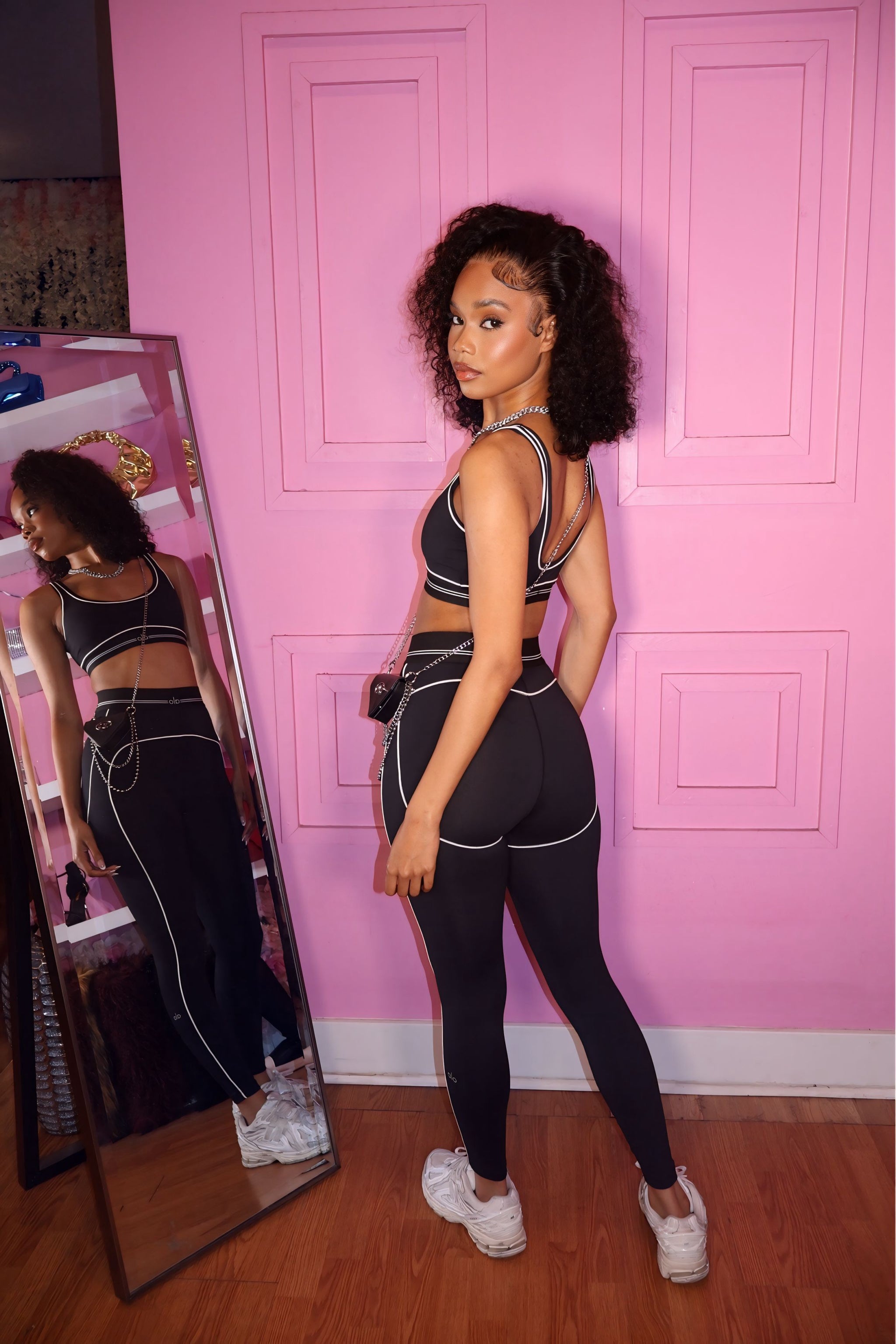 Lo Active Set (Black)