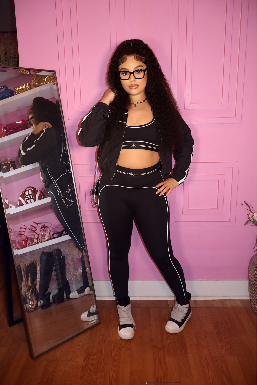 Lo Set (Black)