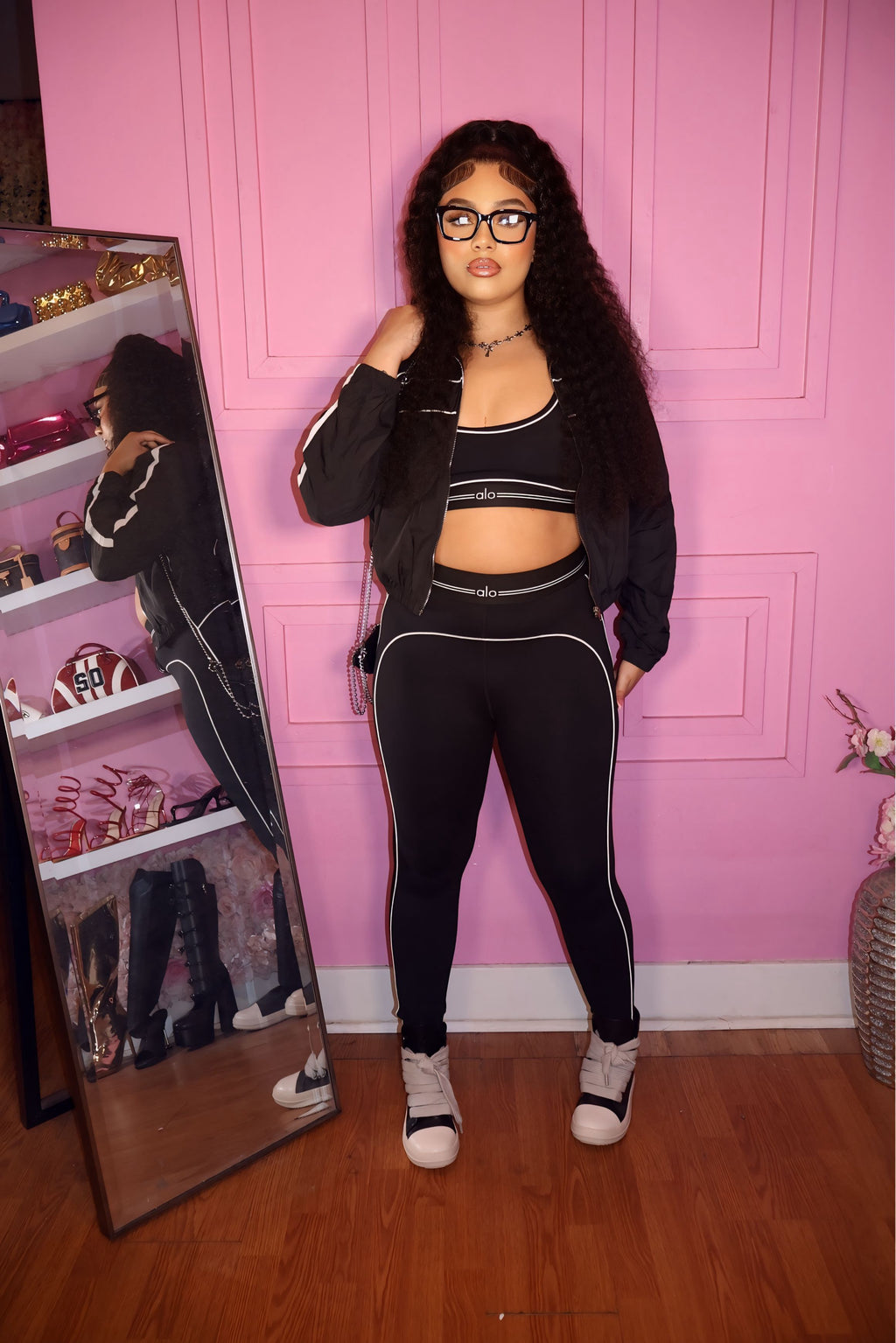 Lo Set (Black)