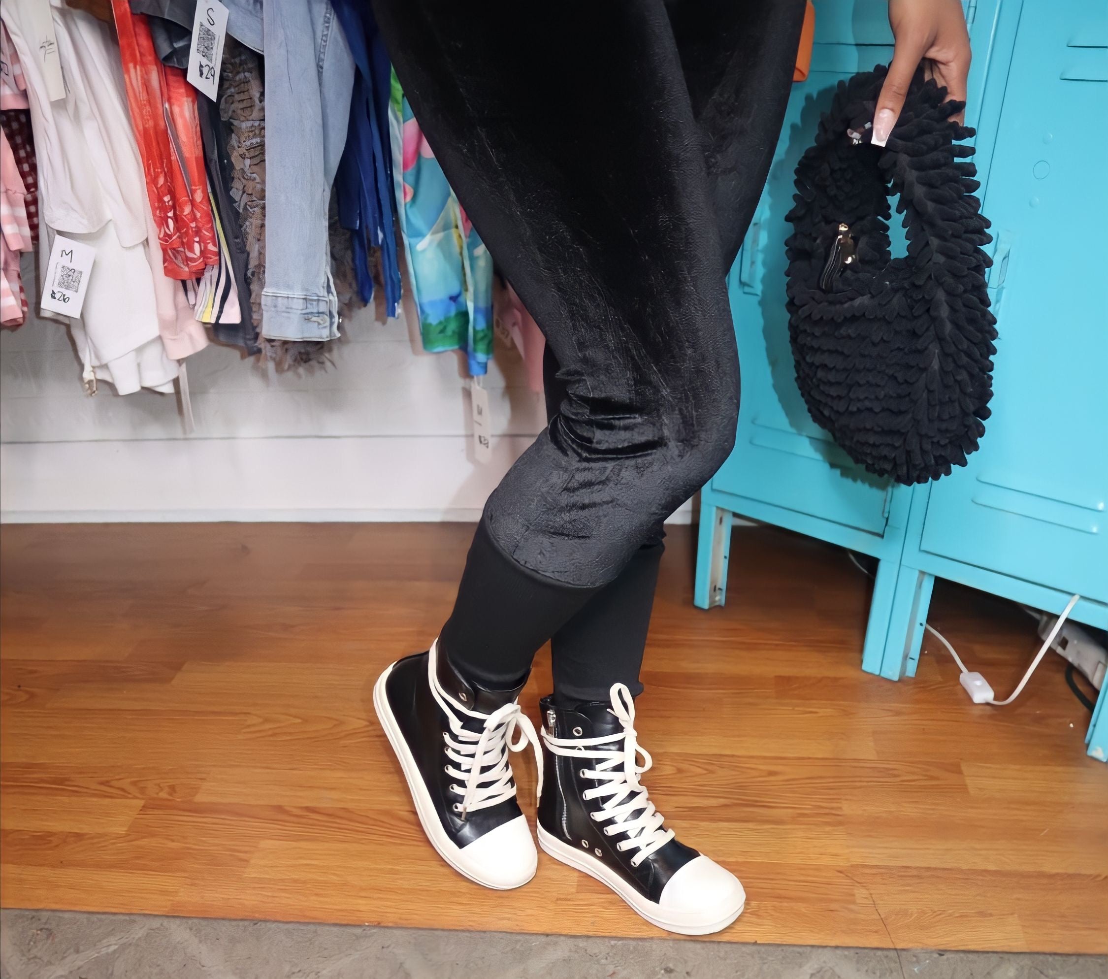 Ricky Sneakers (Black)